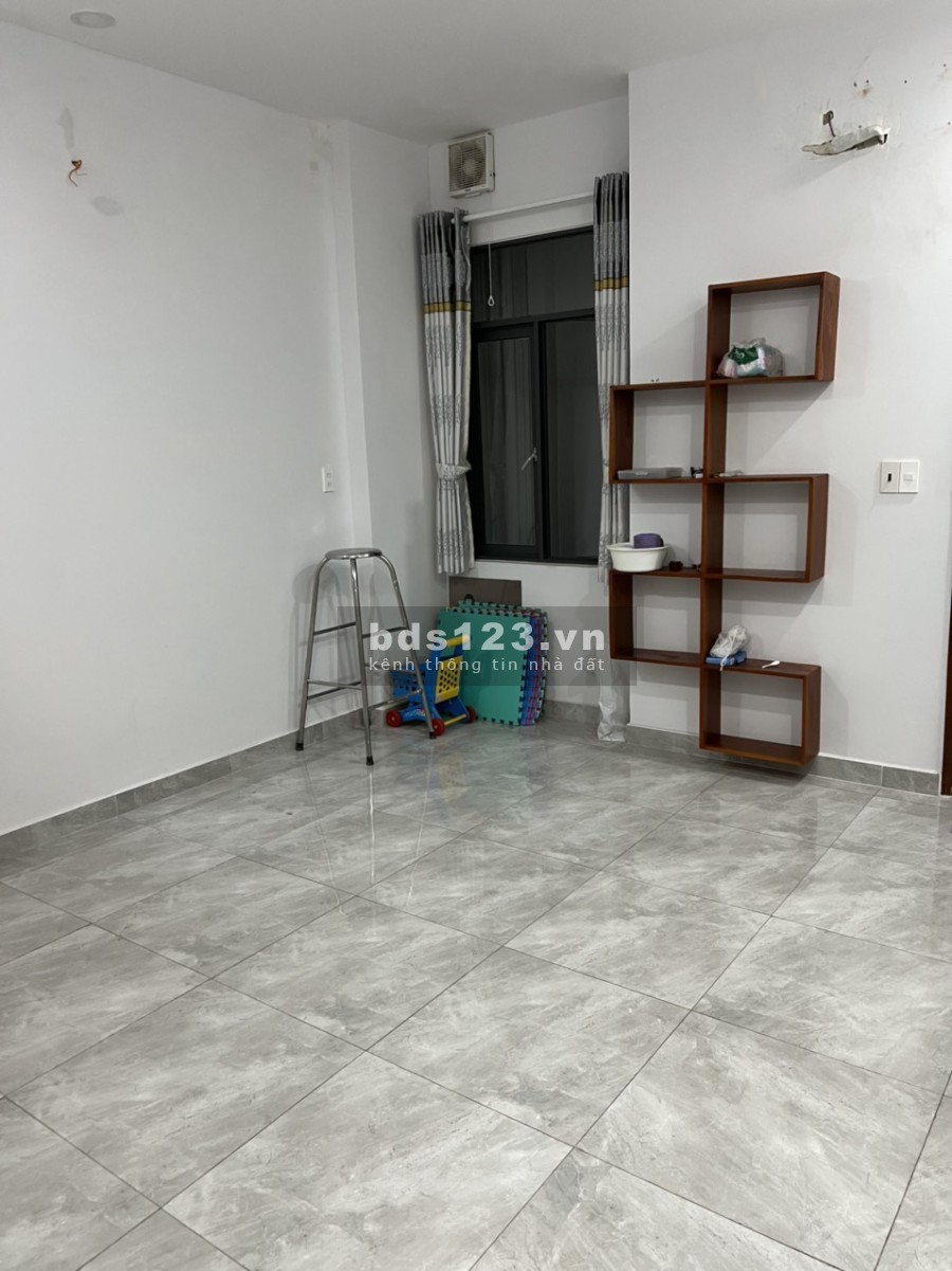 Chính chủ bán gấp nhà đẹp 4 tầng hẻm xe hơi tại Dương Quảng Hàm P5 Q Gò Vấp