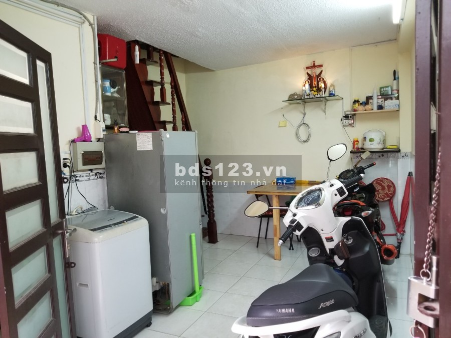 Cho thuê nhà trong hẻm số 4 Trần Khắc Chân, Tân Định, Quận 1, diện tích 40m2