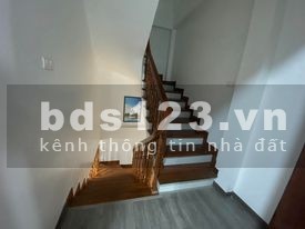 Mặt ngõ thông Xuân Đỉnh dtsd 35m2 đúc 5 tầng khu dân xây 2018 4 chỗ đỗ cửa giá 3,65 tỷ