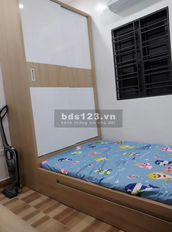 Bán nhà đẹp Cầu Giấy diện tích 53m2 5 tầng ngõ thông ô tô…