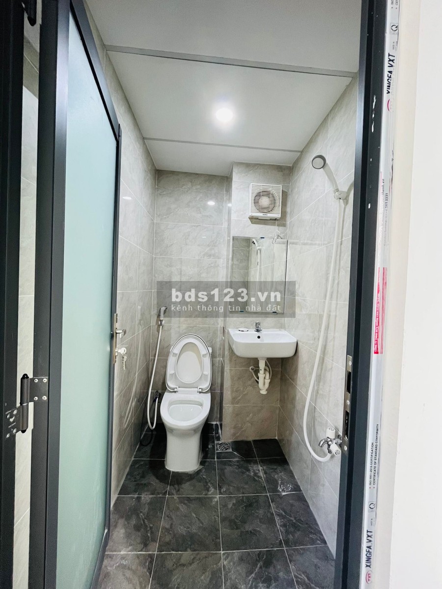Bán nhà hẻm 5m thông khắp ngã đường Lý Thườn Kiệt, giá bán 7.6 tỷ sổ hồng riêng đẹp