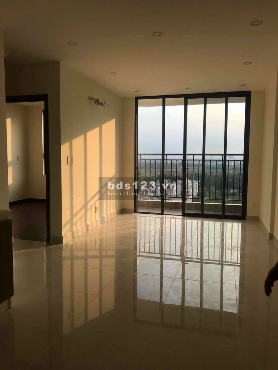 Cho thuê căn hộ Goldora Plaza Lê Văn Lương giá 8.5 triệu/tháng, tiện ích đầy đủ