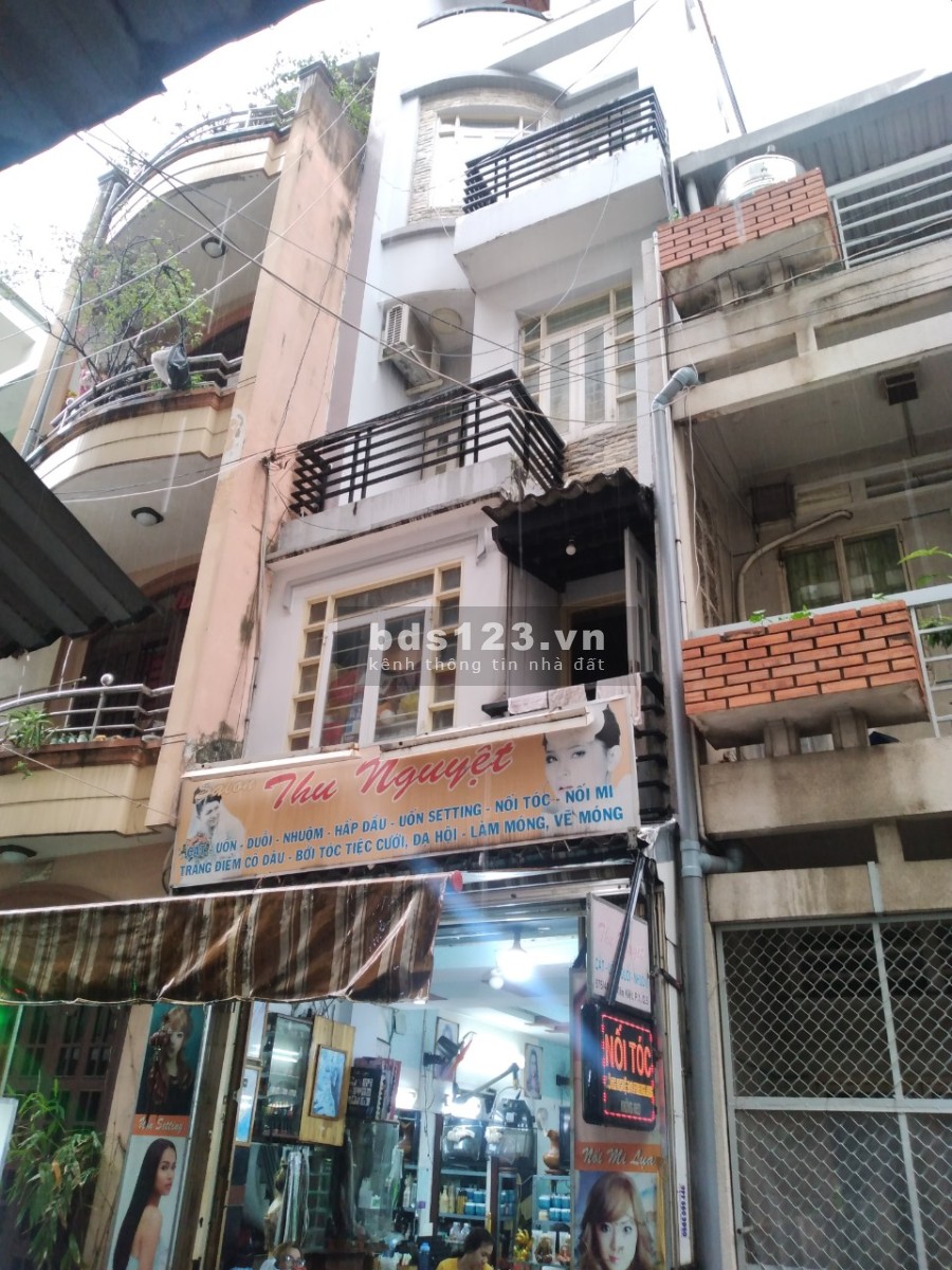 Bán nhà mặt Mặt tiền Hẽm chợ Cao Đạt khu vực sầm uất, giá tốt đầu tư sinh lời ngay