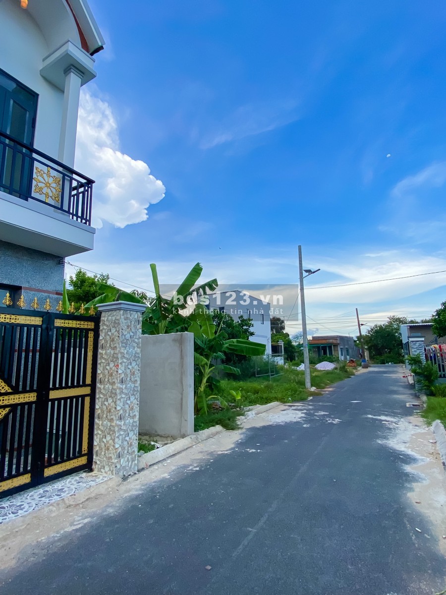 Chính chủ, bán đất nền kdc, sổ hồng riêng - giáp thành phố Hồ Chí Minh 445tr - sđt 0938326639