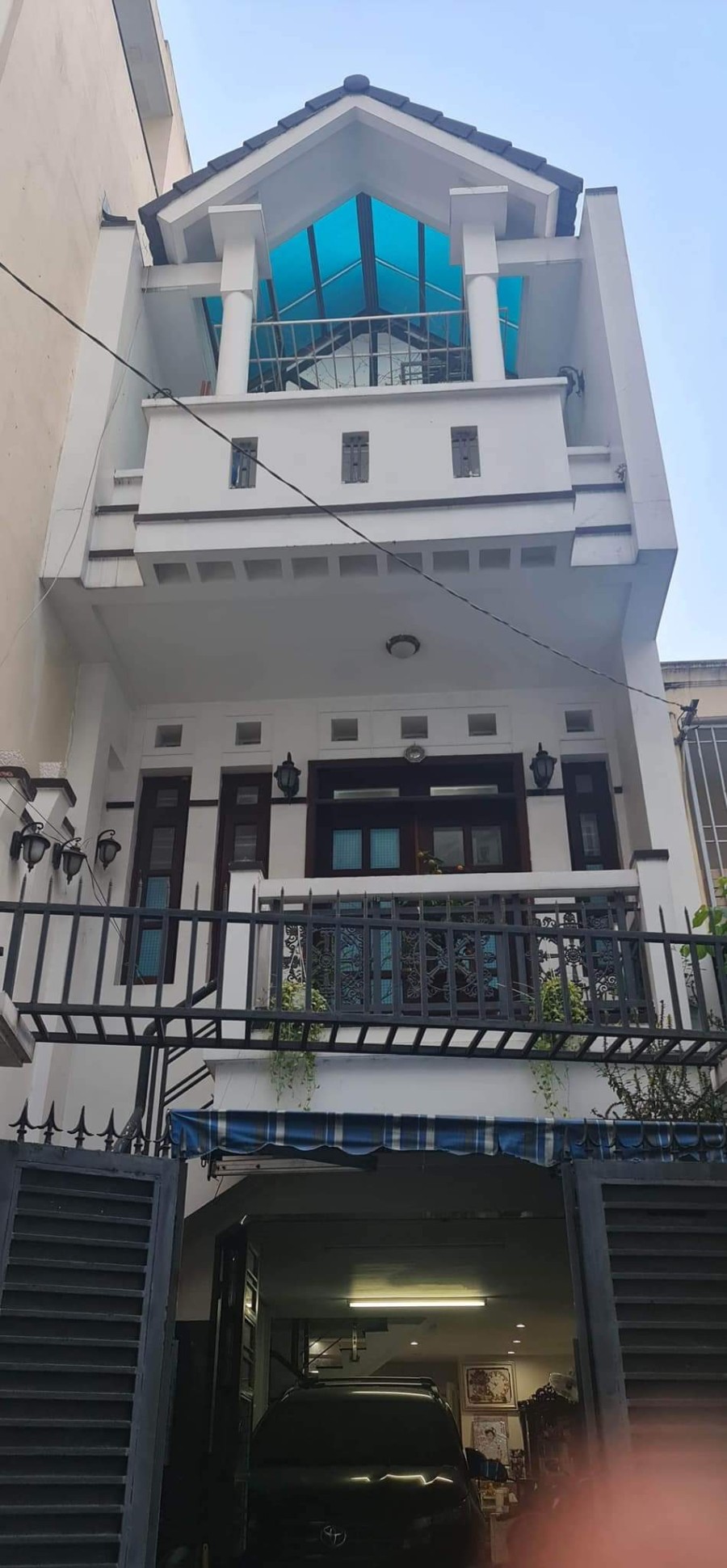 Bán nhà Yên Thế cạnh Sân Bay diện tích 63m2, 3 tầng giá nhỉnh 10 tỷ khu dân trí cao