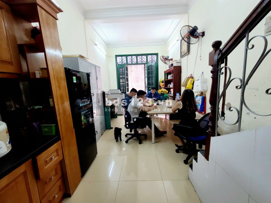 Nhà Phố Đội Cấn, Cống Vị, Ba Đình diện tích sử dụng 30m2 4 tầng, giá bán chỉ 3.3 tỷ
