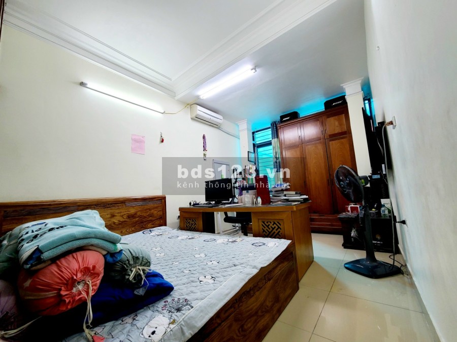 Nhà Phố Đội Cấn, Cống Vị, Ba Đình diện tích sử dụng 30m2 4 tầng, giá bán chỉ 3.3 tỷ