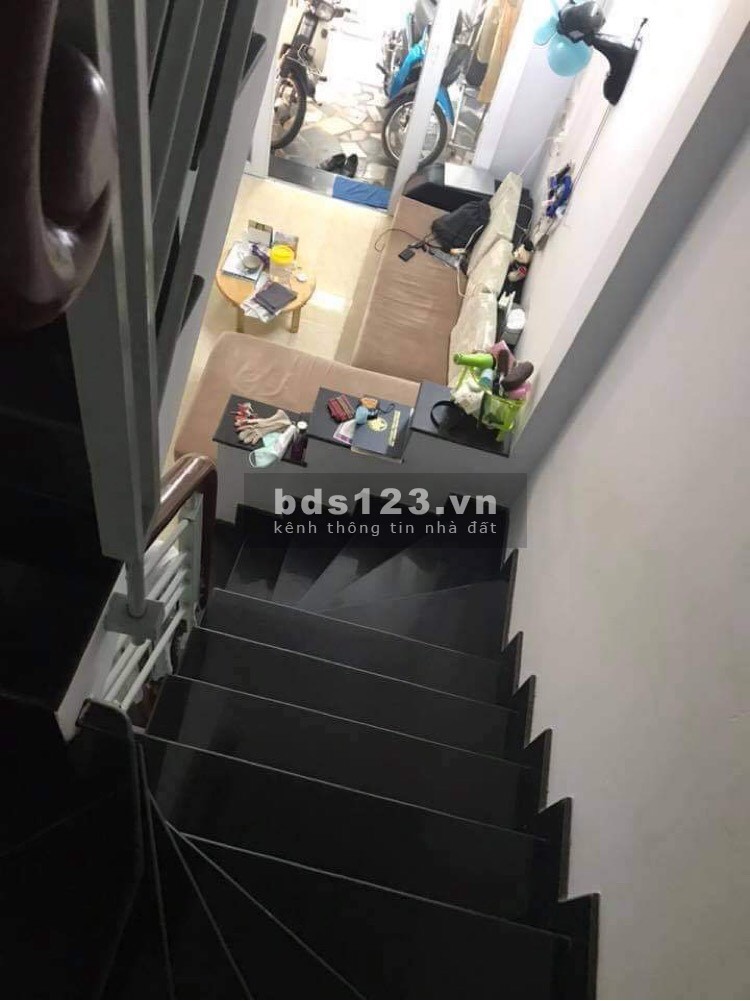 Nhà chủ xoắn bán diện tích 47m2, giá bán 4.3 tỷ, Phan Xích Long, phường 3, Phú Nhuận