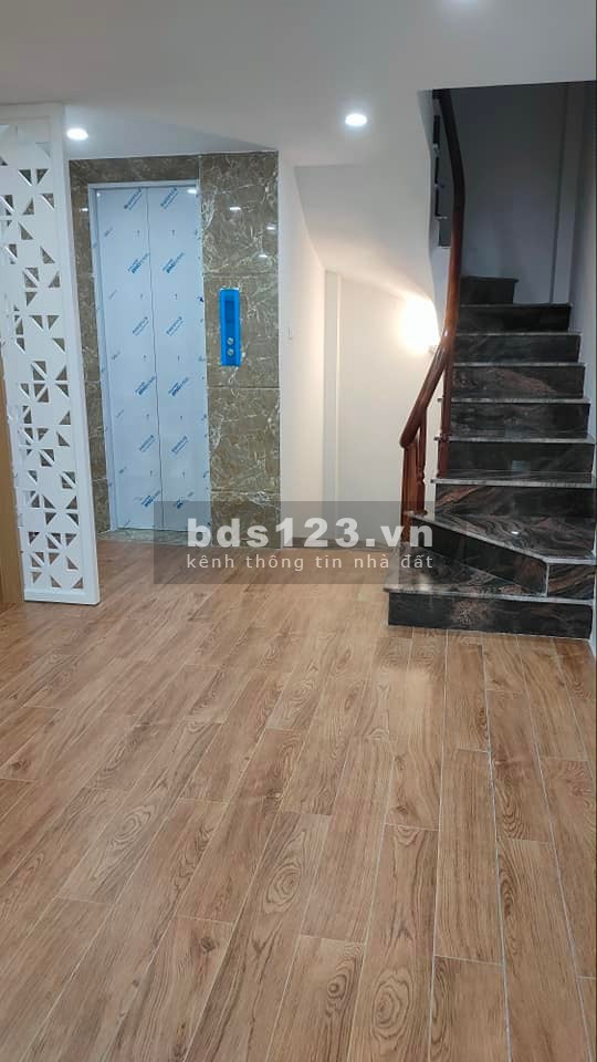 Bán nhà mới xây 7 tầng thang máy ngõ Liên Việt, Nguyễn Lương Bằng 9,5 tỷ. LH 0912442669