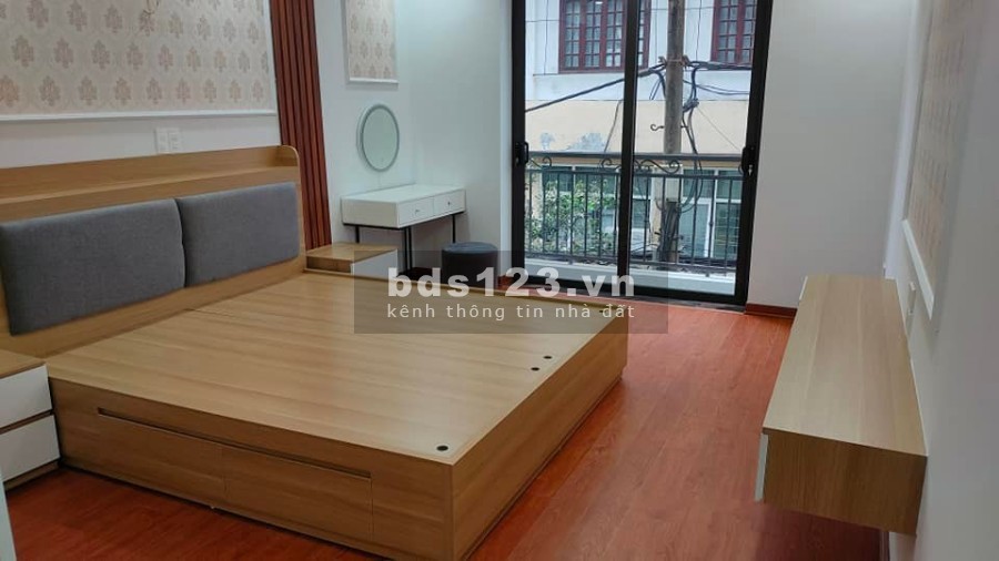 Bán nhà mới xây 7 tầng thang máy ngõ Liên Việt, Nguyễn Lương Bằng 9,5 tỷ. LH 0912442669