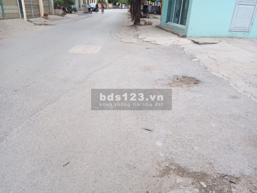 Cần bán gấp nhà mặt phố Hà Đông, đường ô tô tải tránh, sổ đỏ chính chủ cất két, sẵn sang giao dịch