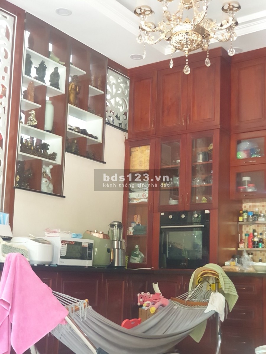 Nhà khu Vip ngay Gigamall Phạm Văn Đồng đúc 5 tầng, dtsd 80m2, giá chỉ 10 tỷ, Hiệp Bình Chánh