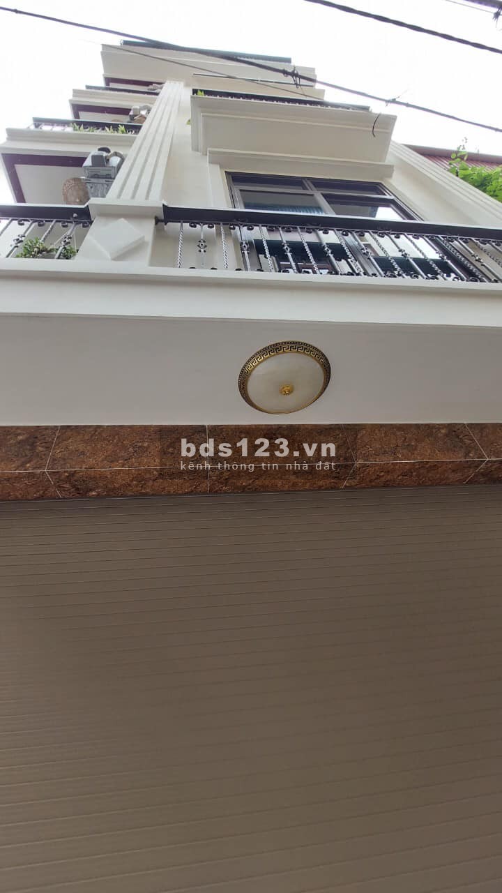 Bán nhà nguyên căn kiến trúc đẹp có ô tô vào nhà Cầu Diễn giá chỉ 5 tỷ, khu dân cư đông