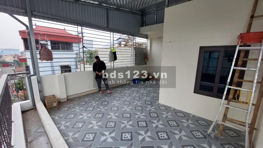 Bán nhà nguyên căn kiến trúc đẹp có ô tô vào nhà Cầu Diễn giá chỉ 5 tỷ, khu dân cư đông