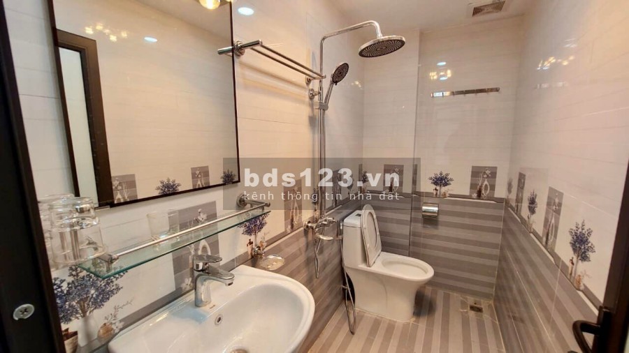 Bán nhà nguyên căn kiến trúc đẹp có ô tô vào nhà Cầu Diễn giá chỉ 5 tỷ, khu dân cư đông