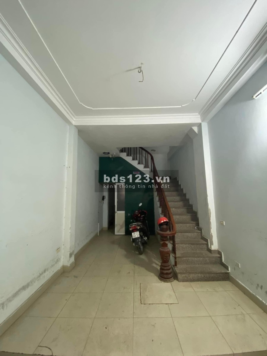 Bán nhà Đại Linh Trung Văn nhà 2 mặt ngõ ô tô 7 chỗ vào nhà 42m, 5 tầng giá 3.9 tỷ