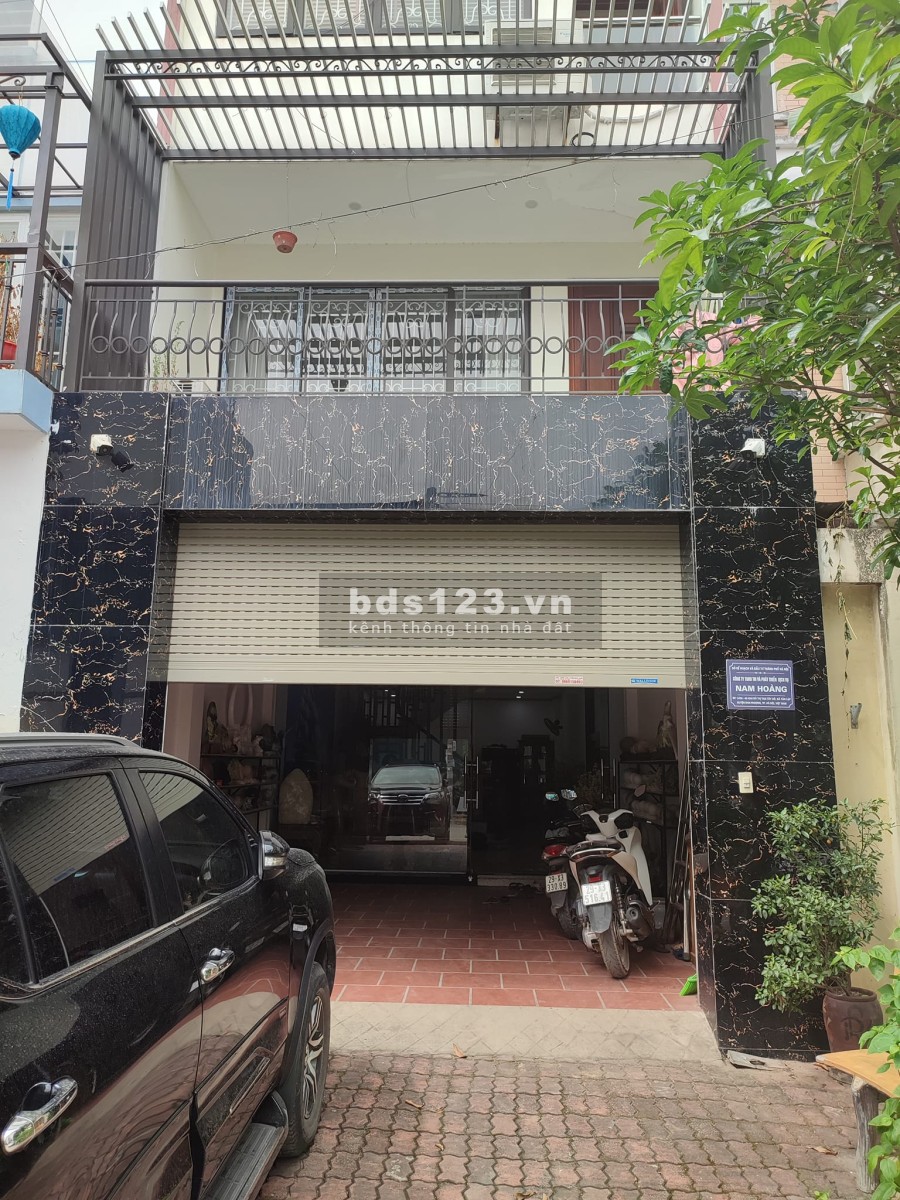 Bán nhà đẹp nguyên căn chính chủ 4 tầng đúc, ô tô đỗ cửa, kinh doanh tốt giá 11 tỷ, có thương lượng