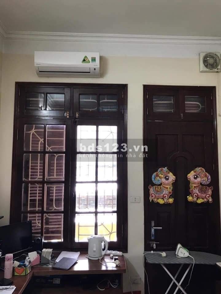 Bán nhà đẹp nguyên căn chính chủ 4 tầng đúc, ô tô đỗ cửa, kinh doanh tốt giá 11 tỷ, có thương lượng