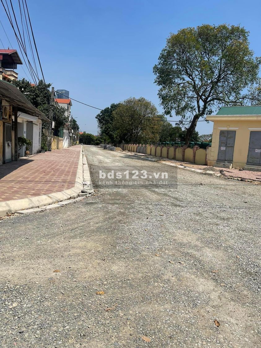Chủ nhà cần bán 81m, đất kinh doanh Đa Tốn đường 13, ô tô tránh, giá đầu tư sinh lời