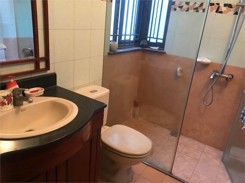 Bán nhà Trần Thái Tông 4 tỷ 6 dtsd 58m2 5 tầng, mặt 5m tặng lại nội thất LH Phúc 0888743418