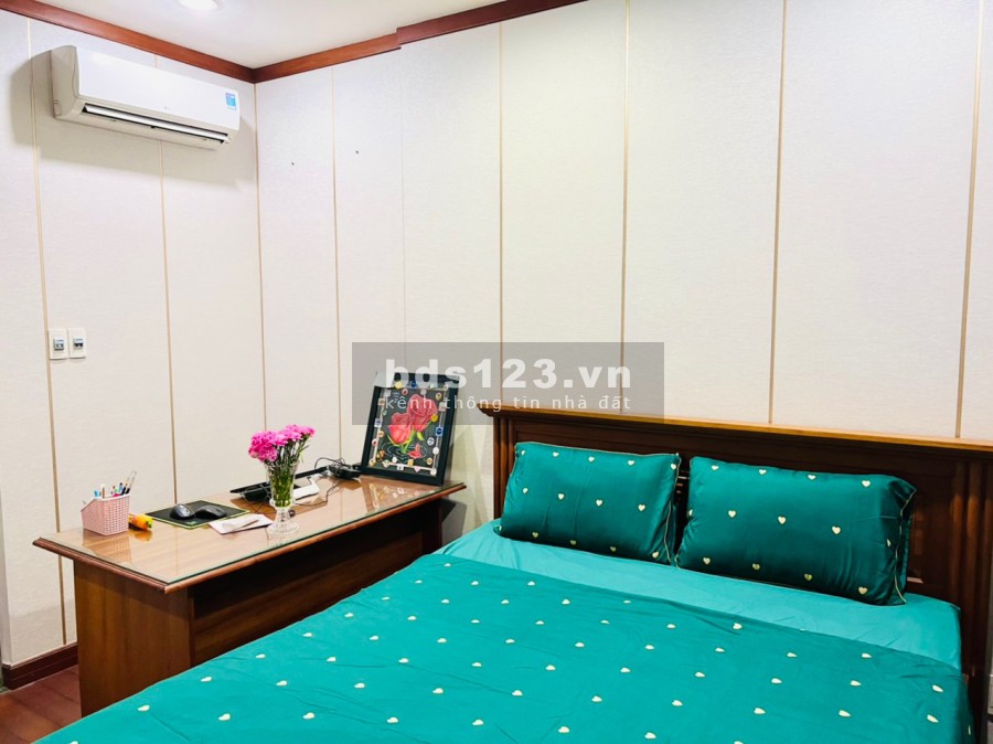 Bán căn hộ Phú Hoàng Anh nguyễn hữu thọ diện tích 129 m2, căn góc 3 phòng ngủ