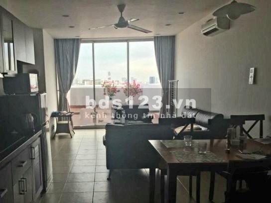 Chính chủ cho thuê căn hộ có ban công view trung tâm Quận 1 khu an ninh tốt