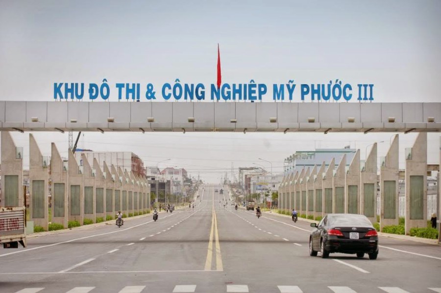 Chính chủ cần bán 300m2 (10x30) full thổ cư- đất tại khu đô thị công nghiệp Mỹ Phước 3.