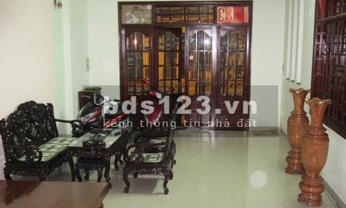 Cần bán gấp nhà Ngọc Thuỵ Quận Long Biên, giá bán chỉ 3.5 tỷ, liên hệ 0349388036