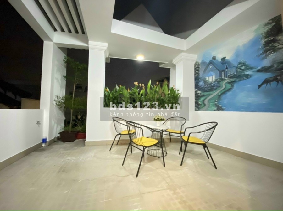 Nhà mới xây xong 80m2/2PN, giá 750 triệu giá 100% (sổ hồng riêng), ngay ngã ba Giồng.