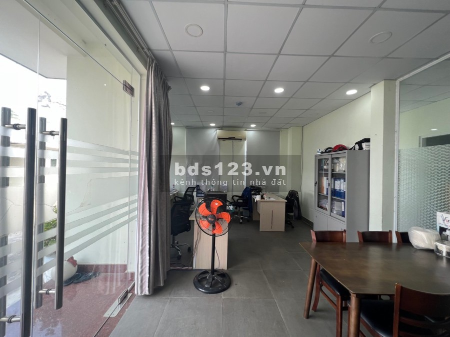 Bán và cho thuê kho xưởng 4.160m2 KCN Tân Kim, Cần Giuộc, Tỉnh Long An.