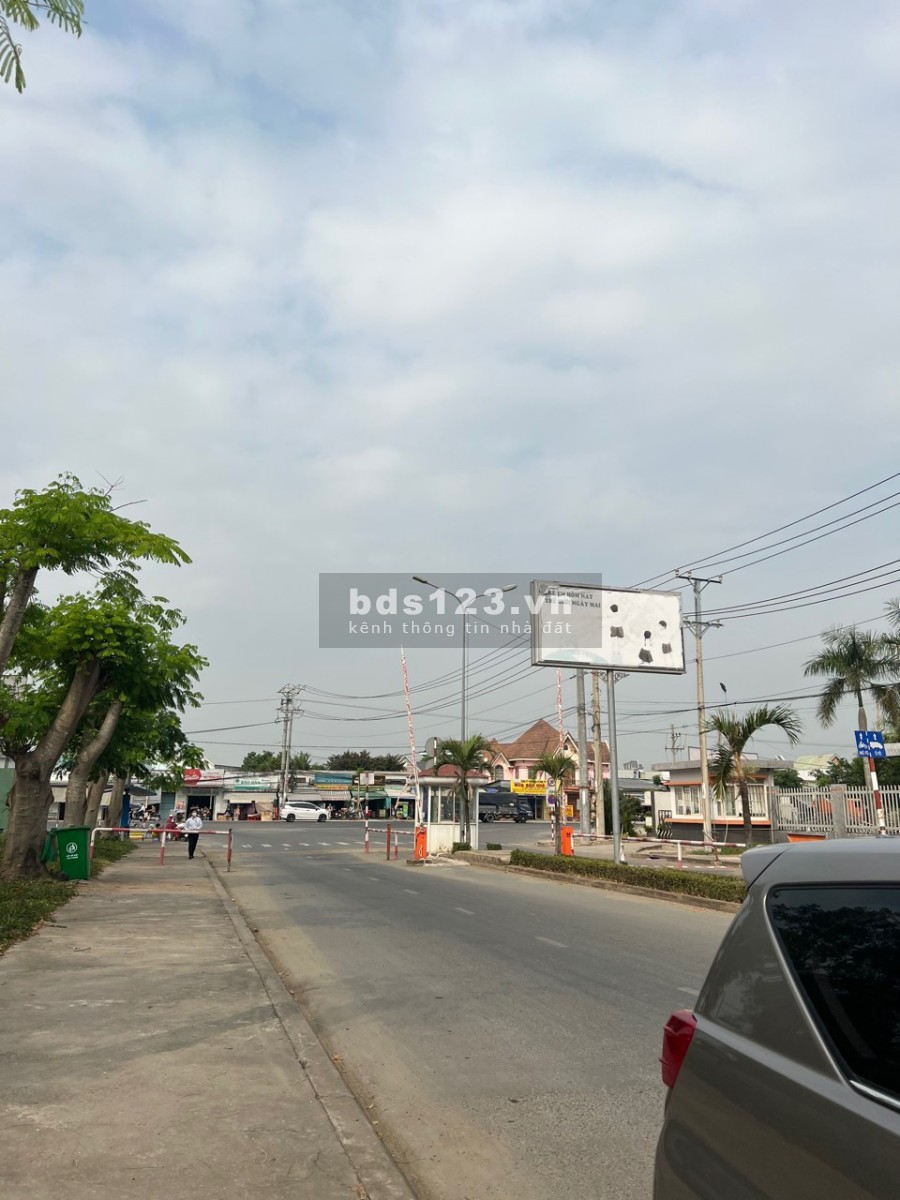Bán và cho thuê kho xưởng 4.160m2 KCN Tân Kim, Cần Giuộc, Tỉnh Long An.