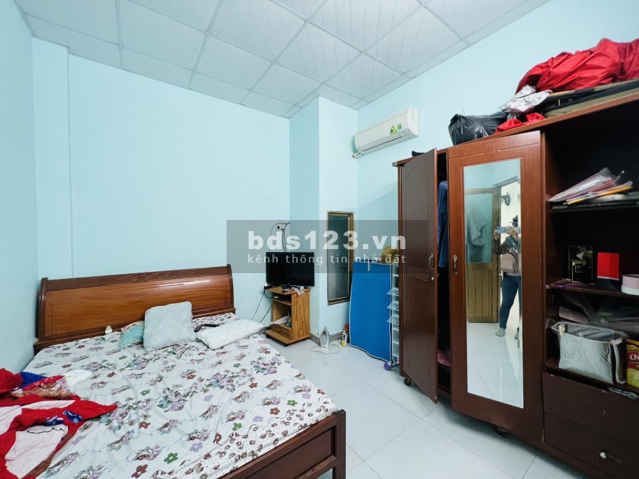 Bán Nhà SHR Ngay Hồ Bơi Phương Nam, diện tích 5x20, Giá 2.15 Tỷ (Thương Lượng)