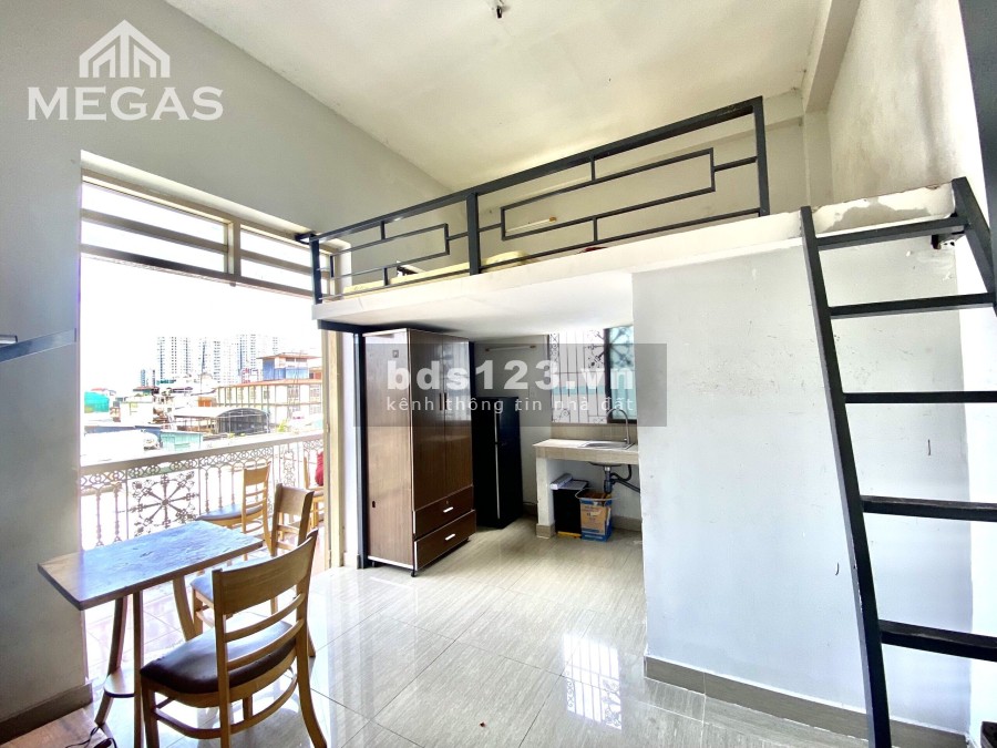 Phòng đầy đủ nội thất ban công riêng ngay Hồng Bàng - Hậu Giang lh 0778641231