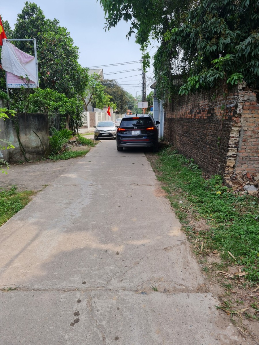 Bán đất Ngọc Lý Tân Yên diện tích 240m2, mặt tiền 8m giá bán 1 tỷ lh 0399666388