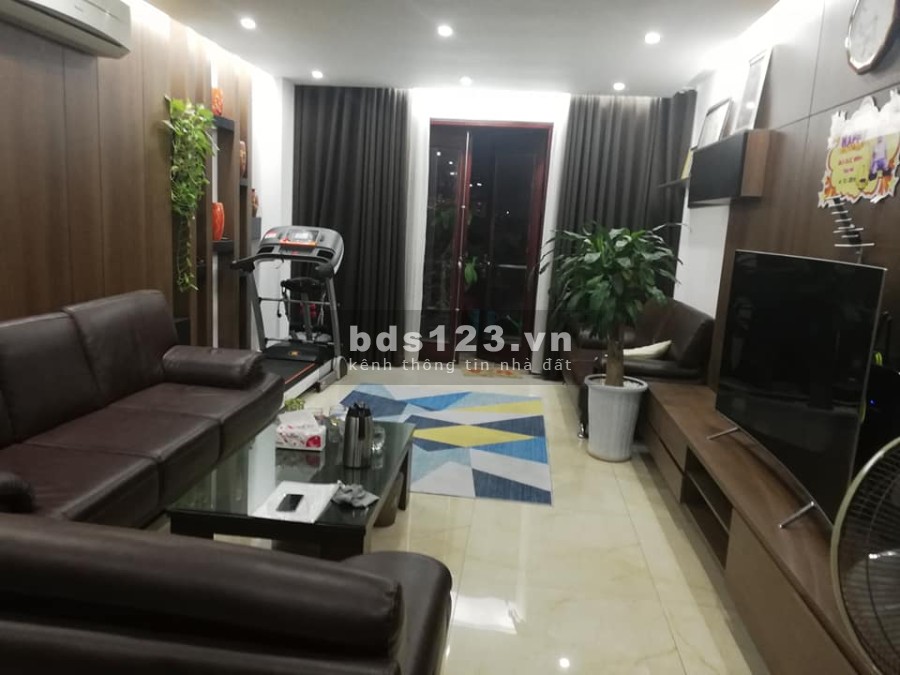 Bán nhà MP Trung Kính diện tích 73m2 x 7 tầng thang máy giá 26,5 tỷ liên hệ 0912442669