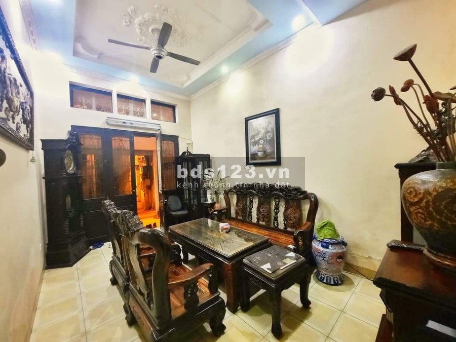 Siêu phẩm nhà đẹp 3 thoáng Quan Nhân 50m2x4T, mặt tiền 3.7m, ngõ nông, gía 4.95 tỷ