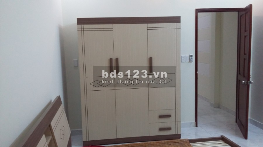 Cho thuê nguyên căn 1 trệt 1 lầu đường rộng 12m giá 6.5 triệu/tháng, khu an ninh, yên tĩnh