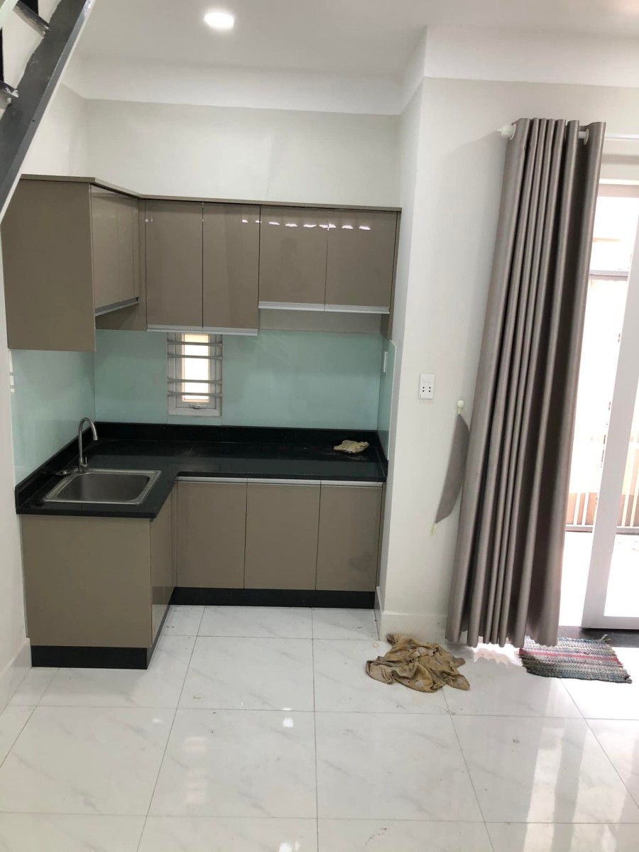 Nhà mới khu vực đông sinh viên, Hoàng Diệu, giá bán chỉ 1tỷ350 thương lượng