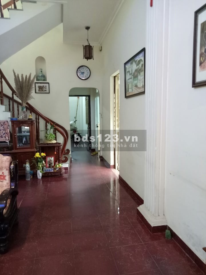 Cho thuê làm văn phòng (tầng trệt) có sân để xe thoải mái, liên hệ 0348847457
