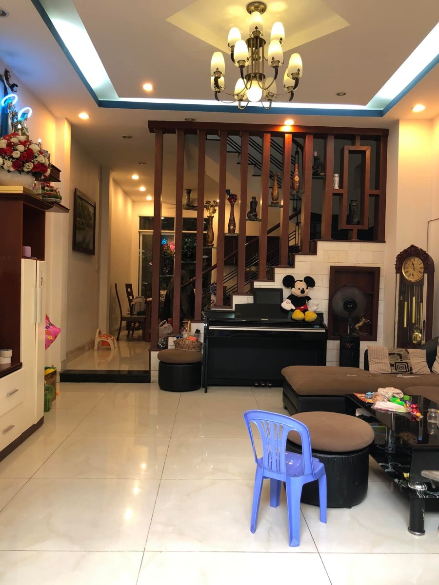 Bán Nhà Hẻm xe hơi 8m Dương Đức Hiền ngang 4.7m nhà thiết kế hiện đại tiện ích đầy đủ