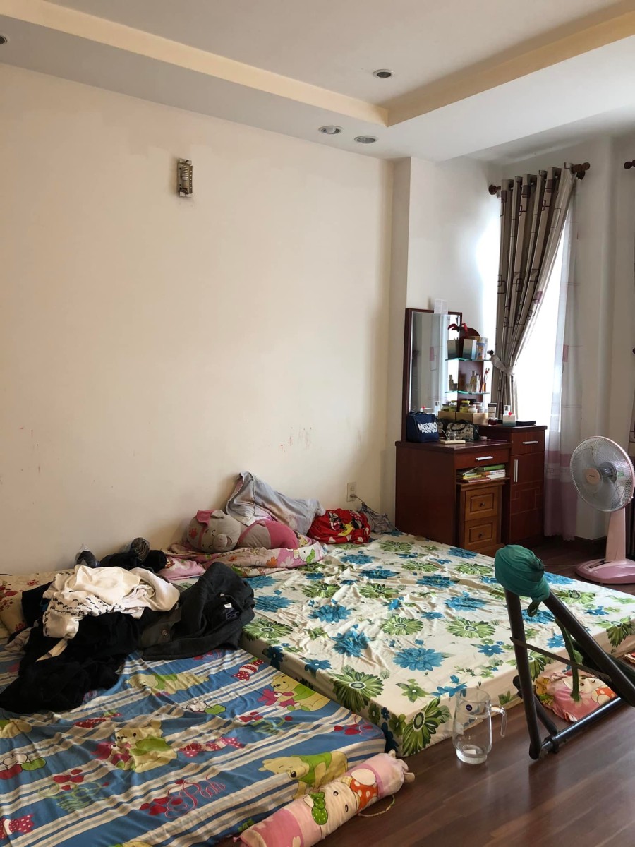Bán Nhà Hẻm xe hơi 8m Dương Đức Hiền ngang 4.7m nhà thiết kế hiện đại tiện ích đầy đủ