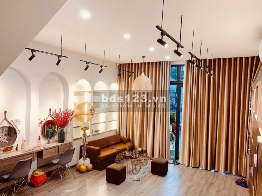 Bán nhà mới phân lô kinh doanh đỉnh đầu tư sinh lời cao, pháp lý bàn giao đầy đủ