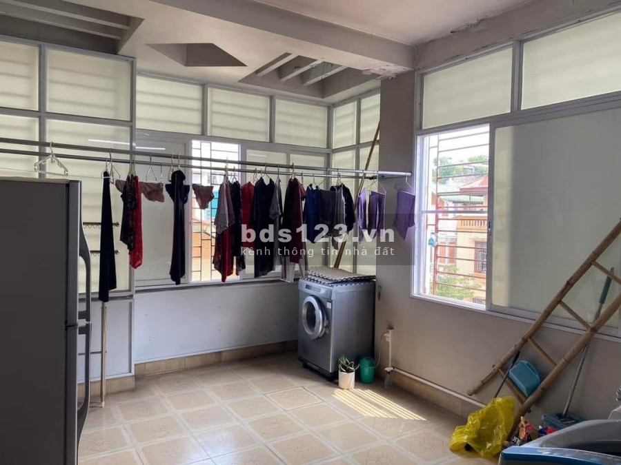 Bán gấp nhà nguyên căn 5 tầng ô tô đỗ cửa đầy đủ nội…