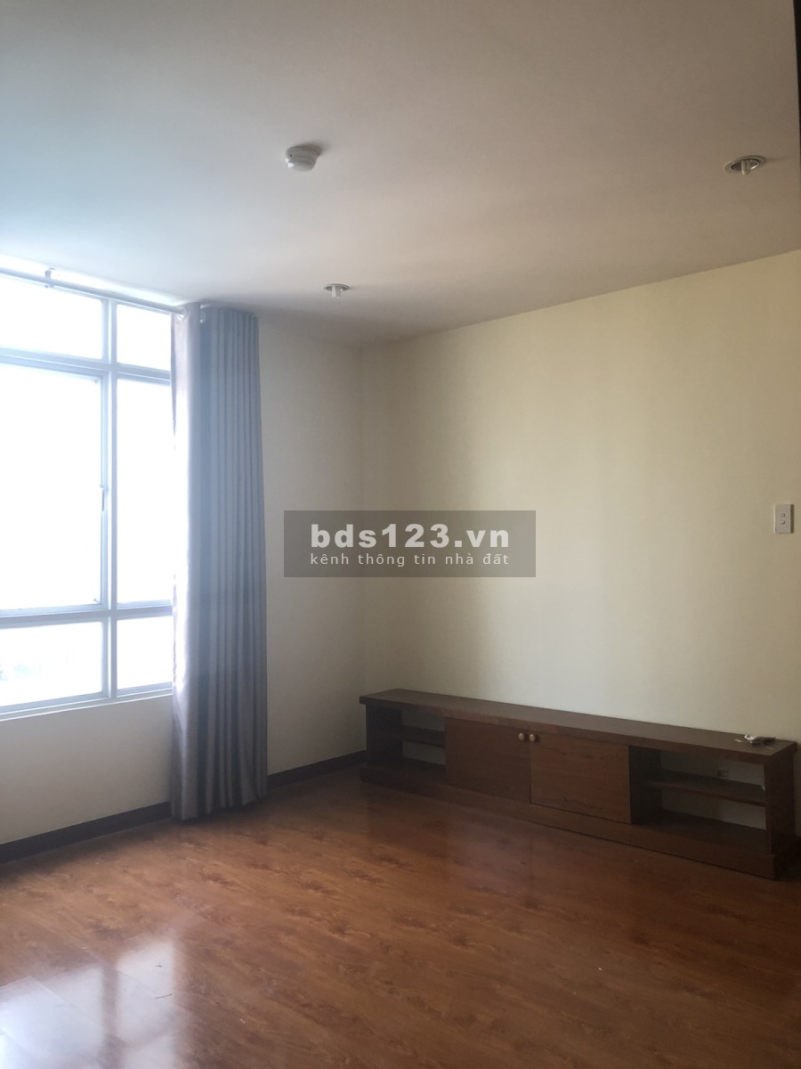 Chủ nhà cần bán nhanh căn hộ cao cấp Giai Việt Quốc Cường, số 854 Tạ Quang Bửu, p.5, Quận 8