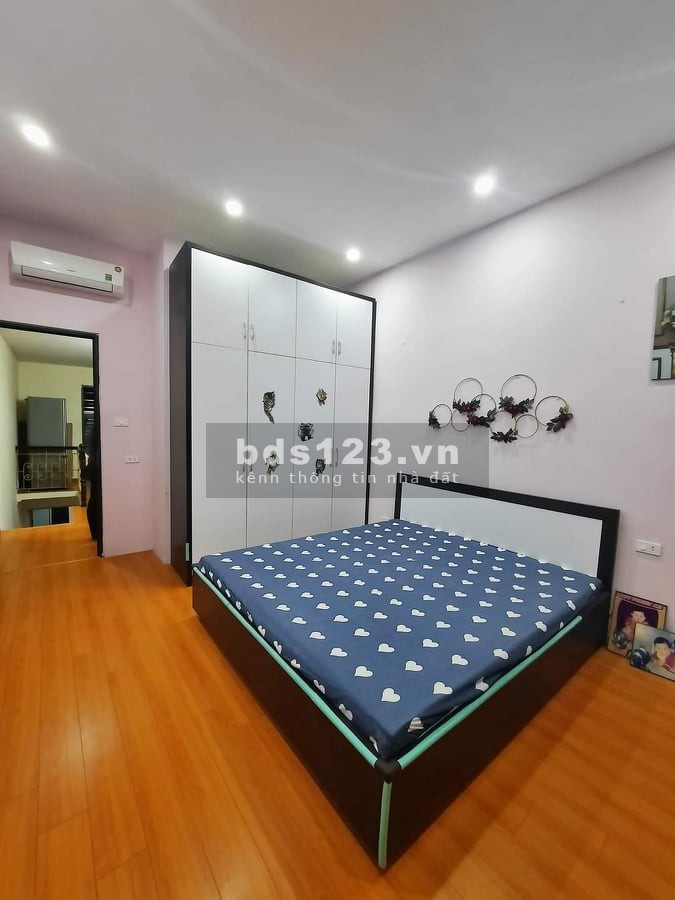Siêu phẩm nhà đẹp 3 thoáng Quan Nhân 50m2x4T, mặt tiền 3.7m, ngõ nông, gía 4.95 tỷ