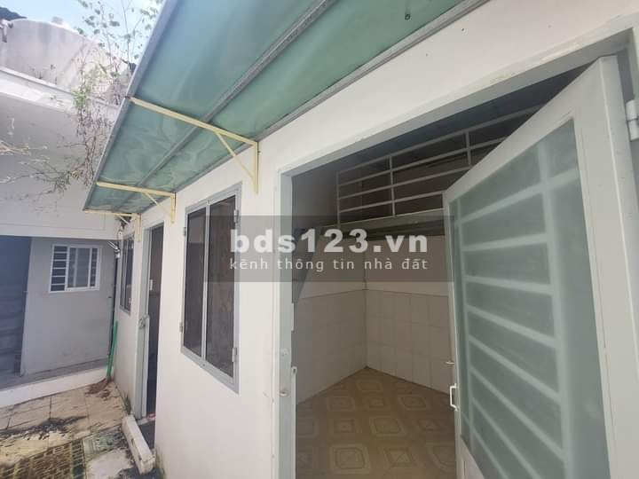 4 tỷ 9 bán gấp gấp nhà nguyên căn rộng 100m2 phường 17 Quận Gò Vấp sổ sẵn chính chủ