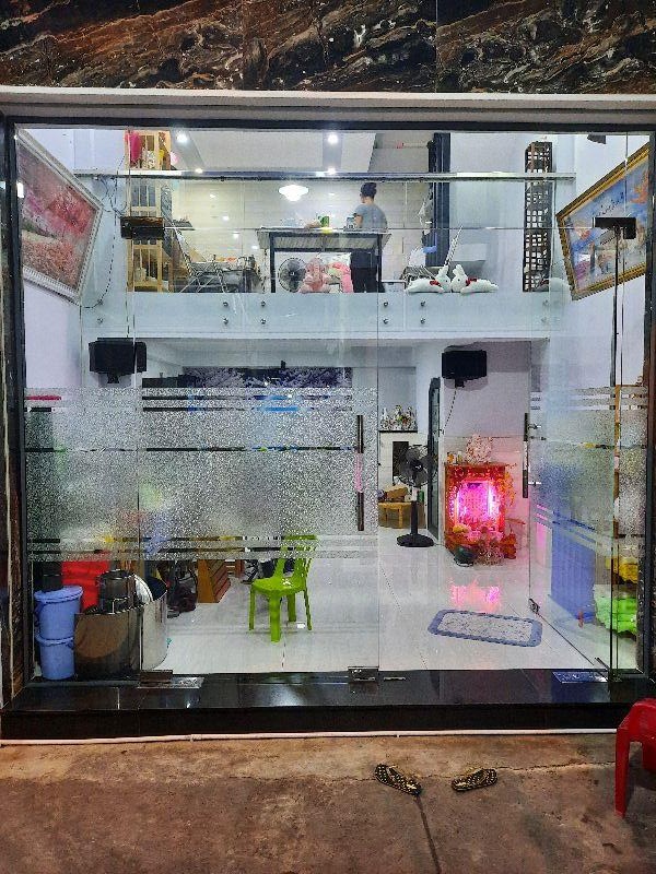 Bán nhà góc 2 mặt tiền Phan Văn Hân, Bình Thạnh, diện tích 28m2, 4 tầng đúc, giá bán 6,7 tỷ