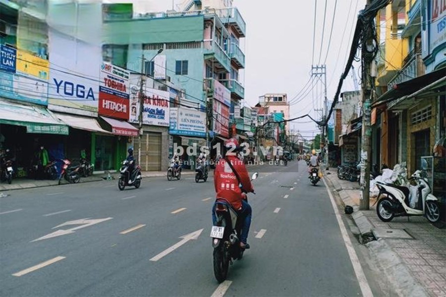 Bán nhà hẻm Quận 7, cách Q4 chỉ 300m diện tích sử dụng 3 x 7m giá bán chỉ 1,75 tỷ