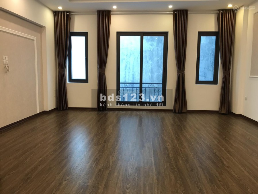 Nhà đẹp mới tinh đường Láng, phường Láng Thượng, Đống Đa dt 40m, 4 tầng giá 4.75 tỷ