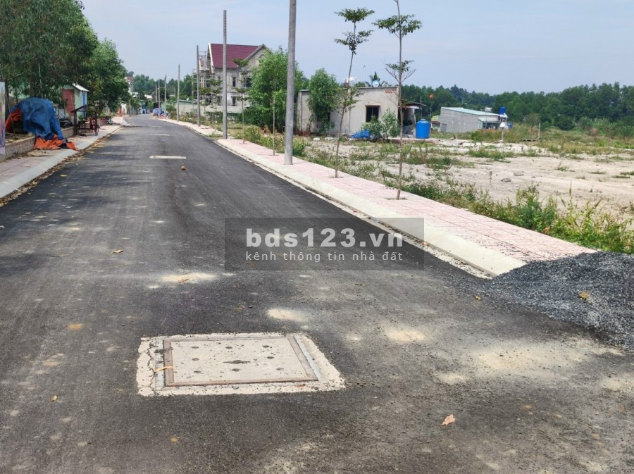 Mở bán đất KCN SONADEZI Giang Điền. Shr, thổ cư. Giá rẻ F0 đón đầu các dự án. Mặt đường 32m.